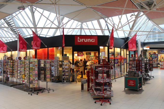Bruna-in-winkelcentrum-De-Liekeblom